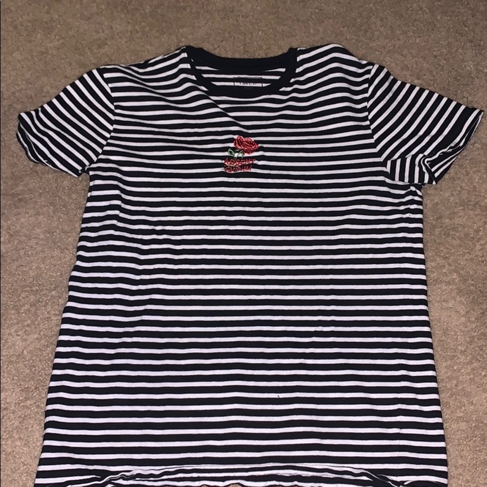 Graphic rose tee stripped